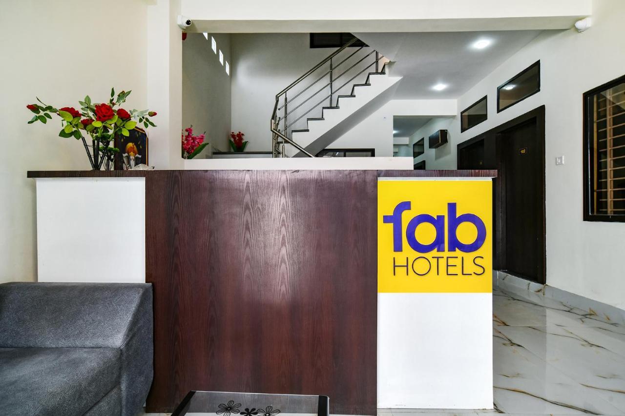 Fabexpress Sp7 Otel Indore Dış mekan fotoğraf